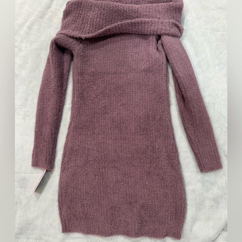 women’s dress from Target! very soft and never worn